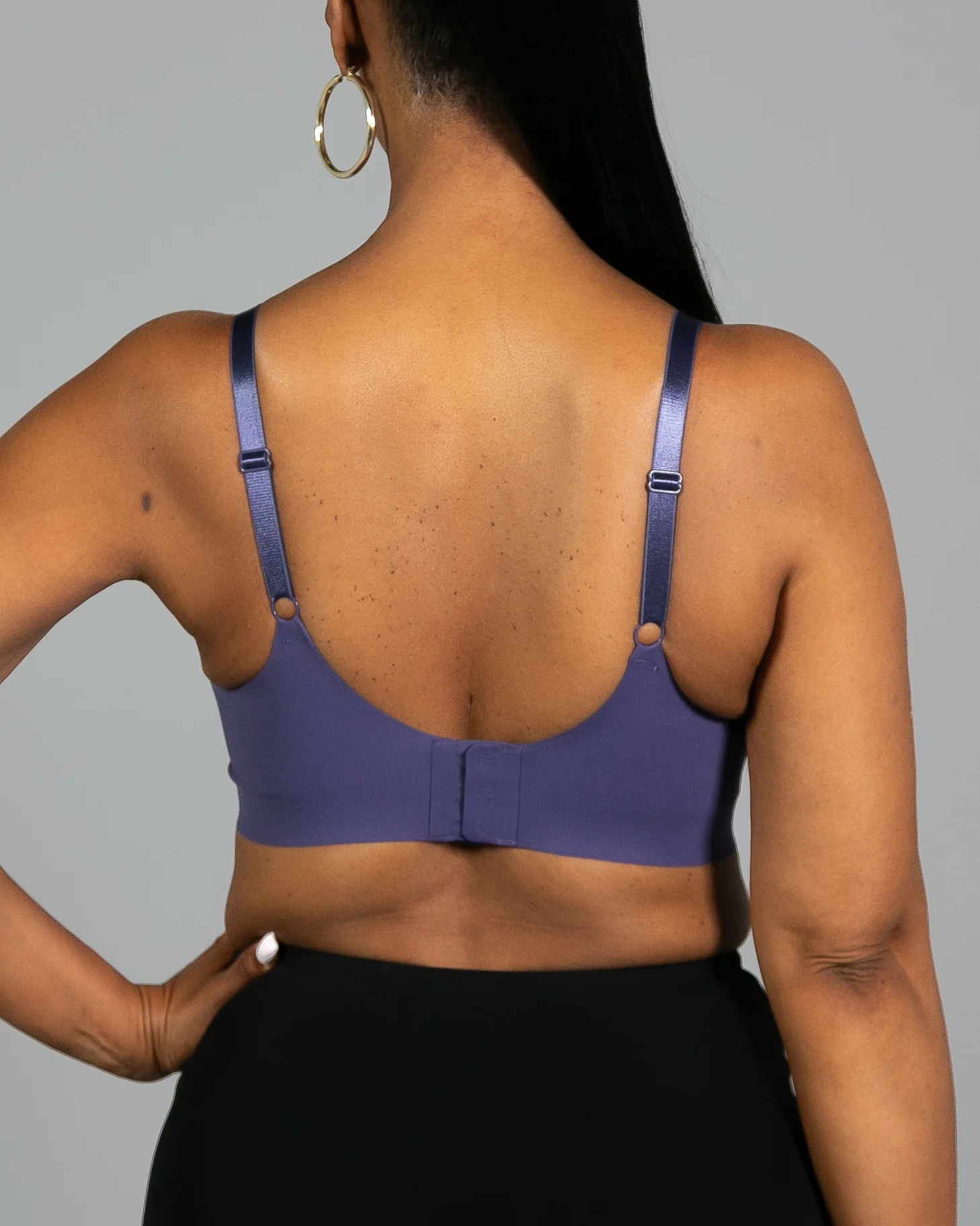 Invisible Edge Scalloped Neckline Bra - Image 5